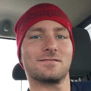 Meet your Posher, Dennis